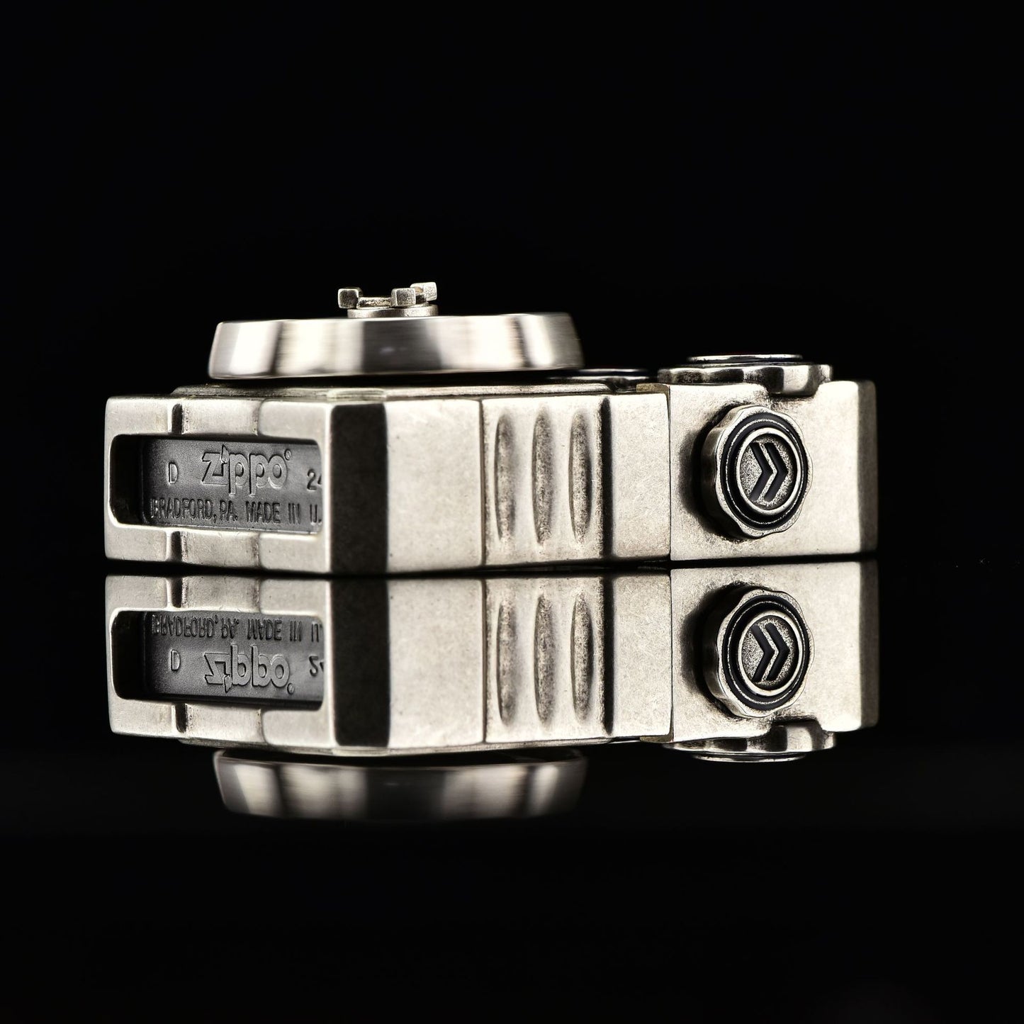 ZIPPO Armor Steampunk Gear Lighter – Glow-in-the-Dark Double Armor Set | Cyberpunk Design with Genuine Zippo Insert