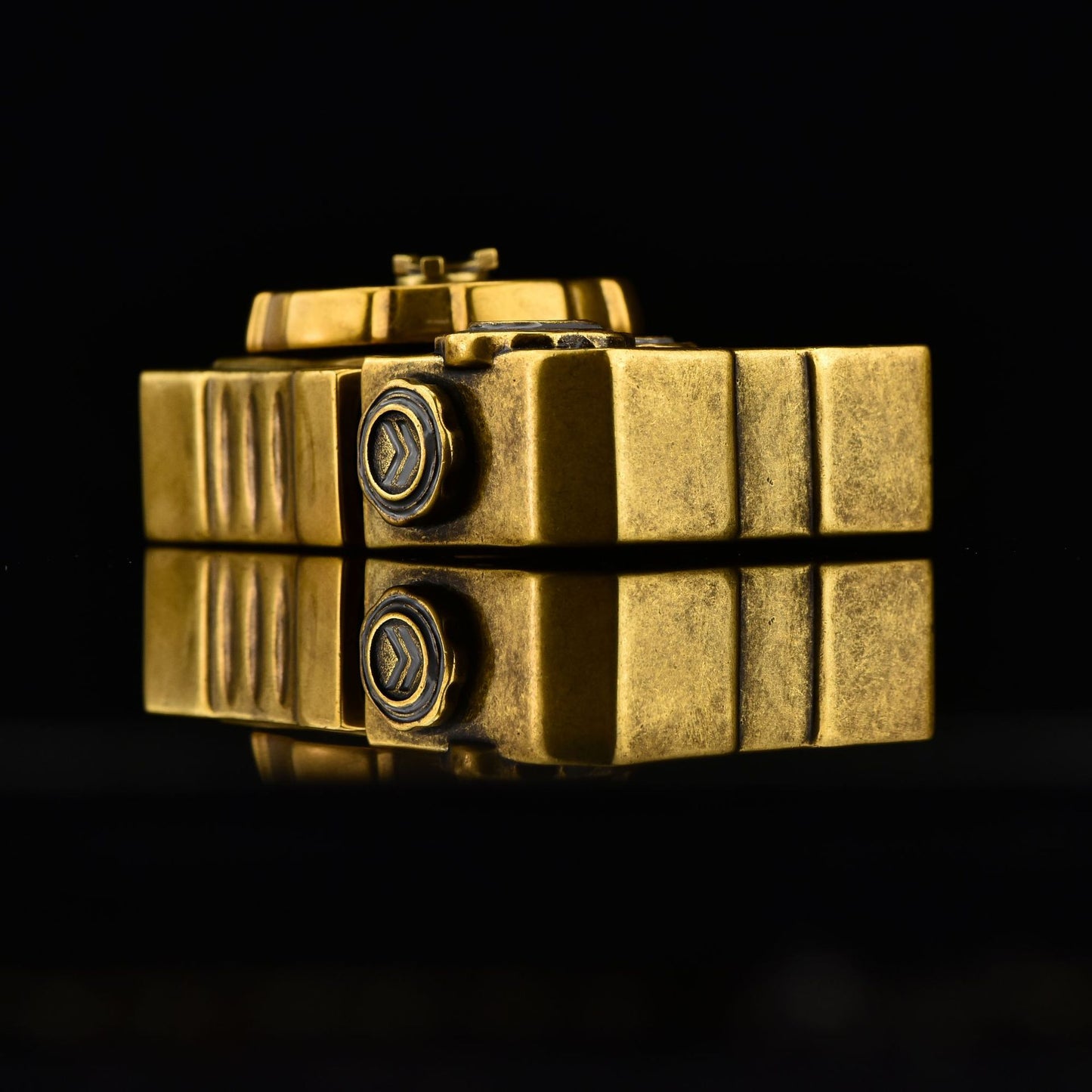 ZIPPO Armor Steampunk Gear Lighter – Glow-in-the-Dark Double Armor Set | Cyberpunk Design with Genuine Zippo Insert