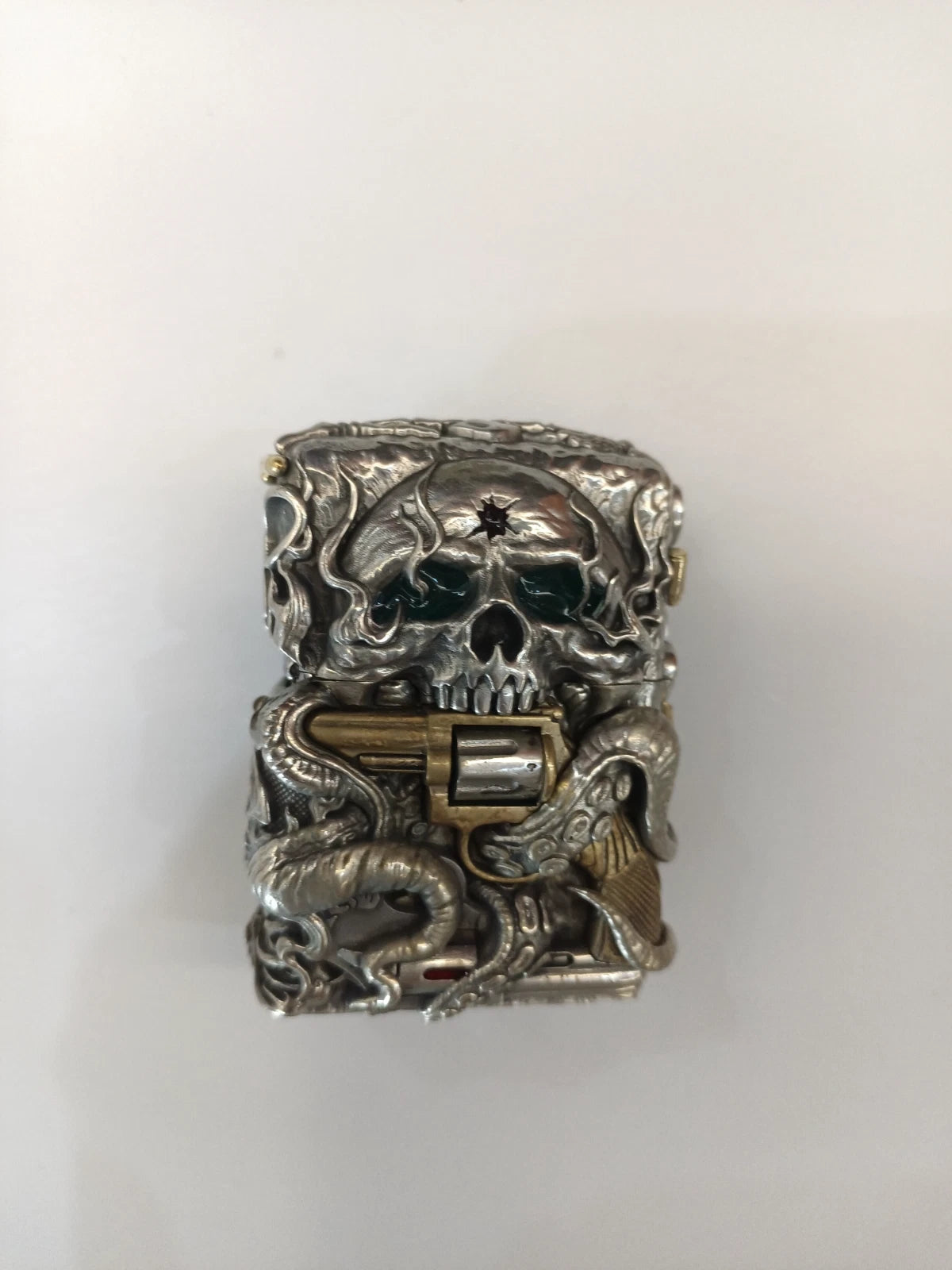 Zippo Armor Lighter with 3D Skull Revolver Luminous Custom Armor Case Set