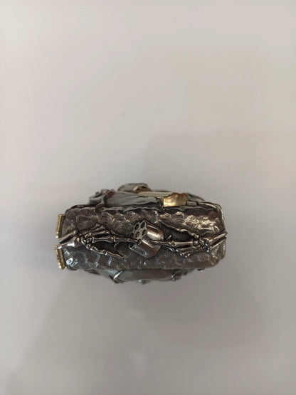 Zippo Armor Lighter with 3D Skull Revolver Luminous Custom Armor Case Set