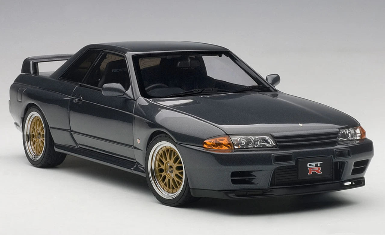 AUTOart 1/18 Nissan Skyline GT-R R32 V-Spec II Tuned Version Diecast New 77417