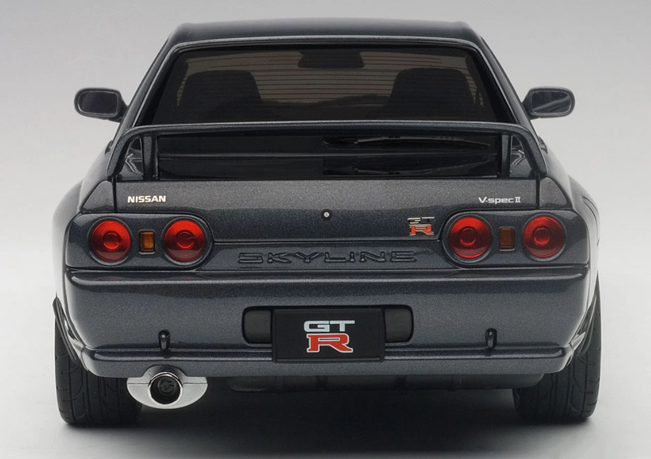 AUTOart 1/18 Nissan Skyline GT-R R32 V-Spec II Tuned Version Diecast New 77417